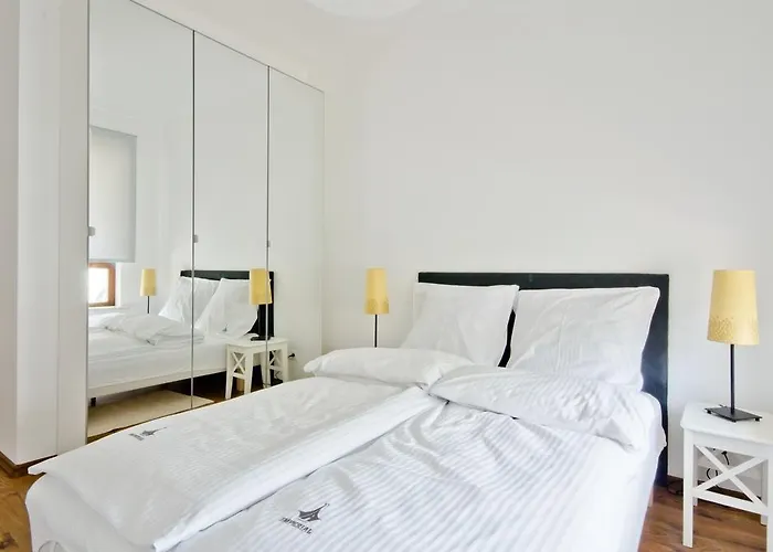 Imperial Aquarius V *